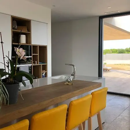 Le Petit Pinarello, Villa 5 Etoiles Pour 10 Personnes, Piscine Chauffee, Plage A 200M Villa Pinarellu